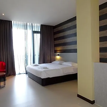Bayfront Hotel-2